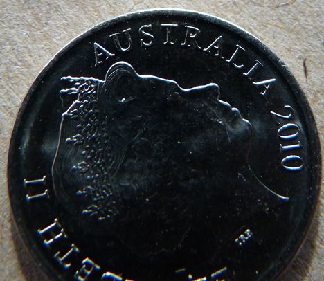 Beginners-Luck,-Errors-+-2010-5c-Cud-On-Queen?